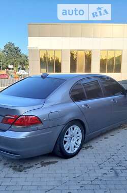 Седан BMW 7 Series 2005 в 