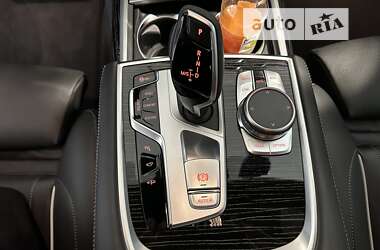 Седан BMW 7 Series 2022 в 