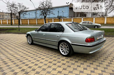 Седан BMW 7 Series 2001 в 