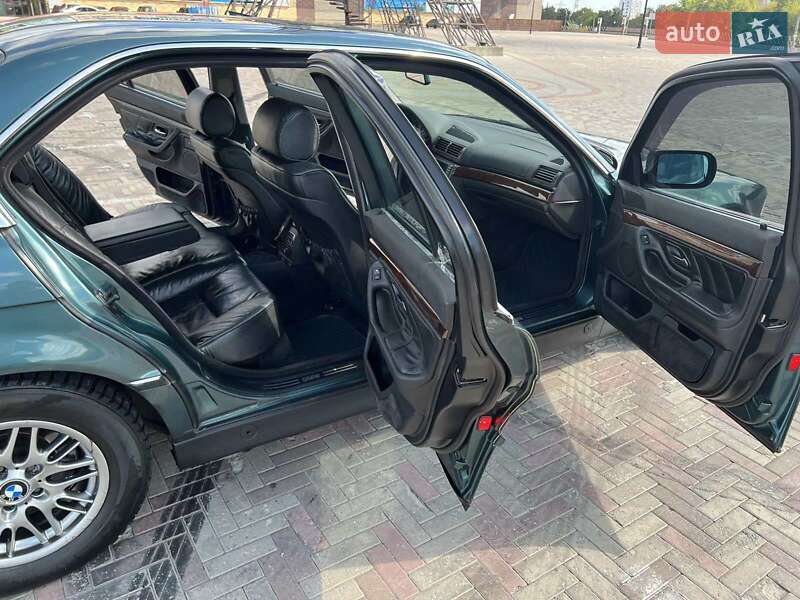 Седан BMW 7 Series 1997 в Харькове
