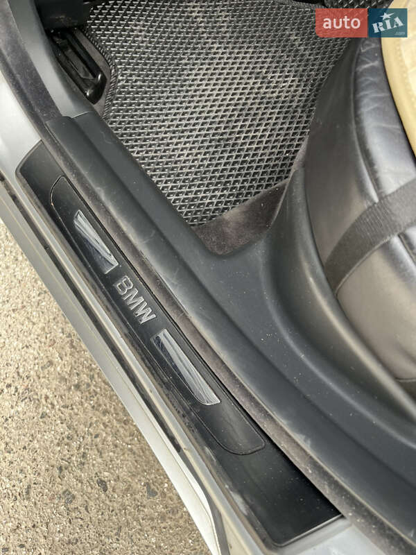 Седан BMW 7 Series 2004 в Самборі