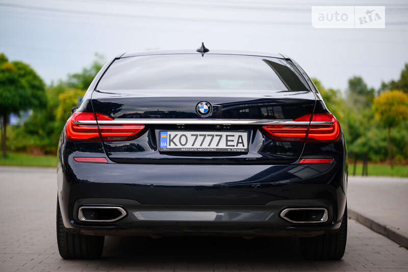 Седан BMW 7 Series 2016 в Ужгороде
