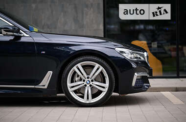 Седан BMW 7 Series 2016 в Ужгороде
