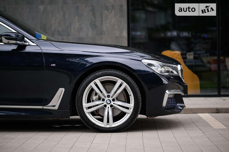 Седан BMW 7 Series 2016 в Ужгороде