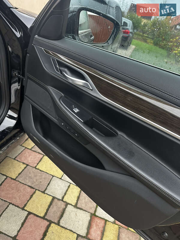 Седан BMW 7 Series 2018 в Ужгороде фото 7 Седан BMW 7 Series 2018 в Ужгороде
