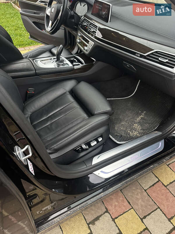 Седан BMW 7 Series 2018 в Ужгороде фото 14 Седан BMW 7 Series 2018 в Ужгороде
