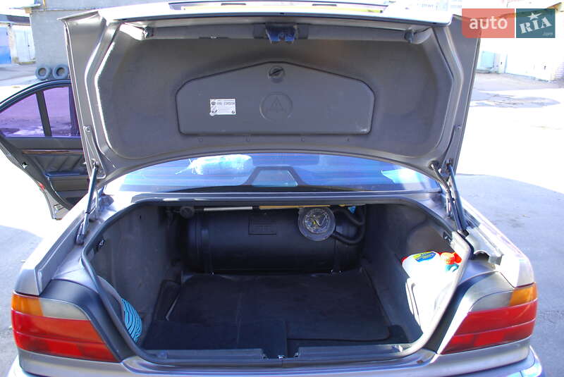 Седан BMW 7 Series 1998 в Києві фото 11 Седан BMW 7 Series 1998 в Києві