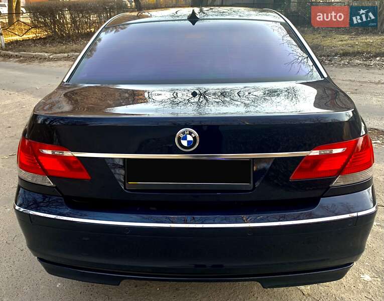 Седан BMW 7 Series 2005 в Тернополі