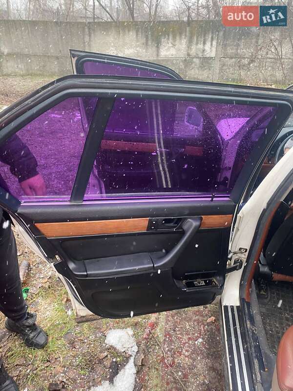 Седан BMW 7 Series 1989 в Киеве