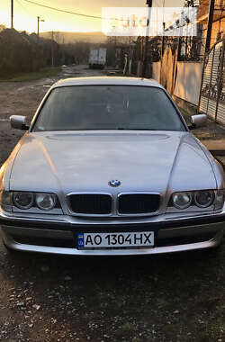 Седан BMW 7 Series 1998 в Мукачевому