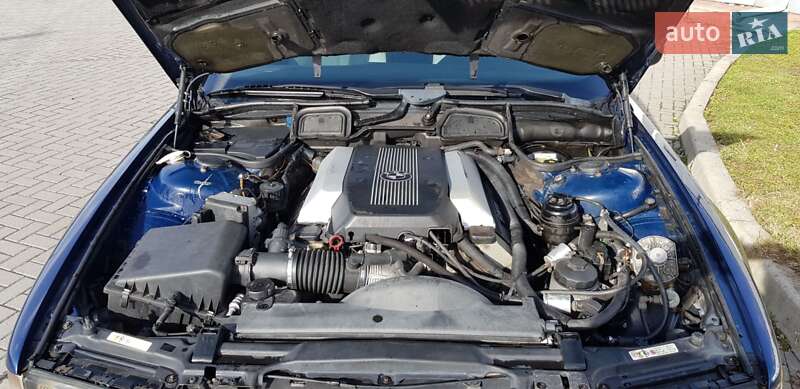 Седан BMW 7 Series 1998 в Мукачевому