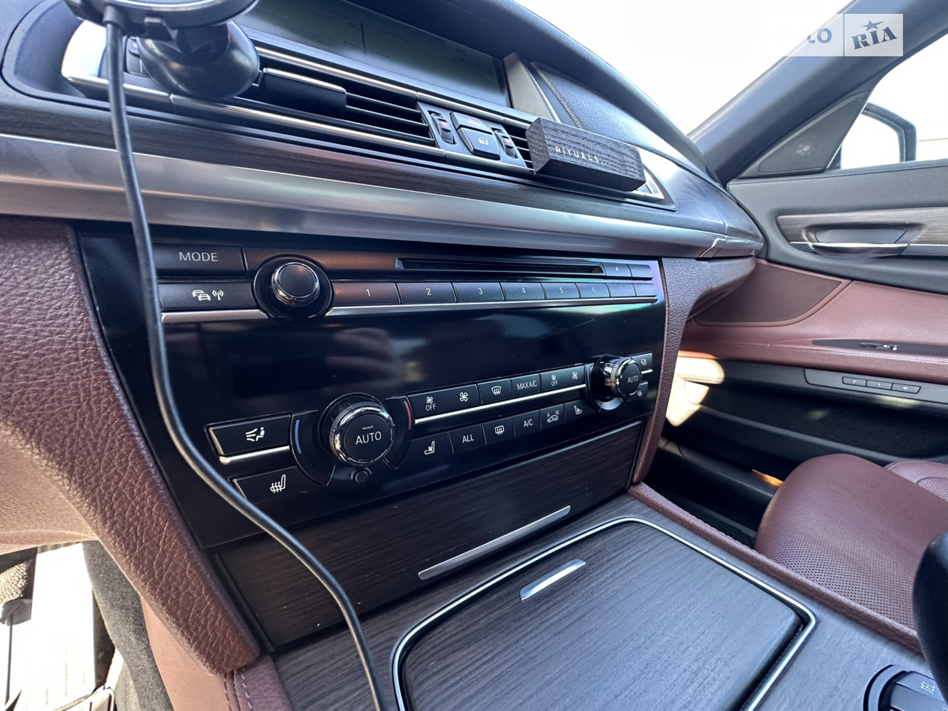 2012 BMW 7er - мініатюра 37
