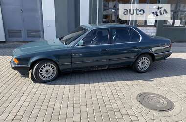 Седан BMW 7 Series 1989 в Коломиї