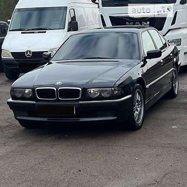 Седан BMW 7 Series 2001 в Броварах