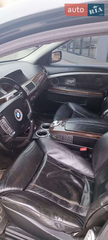 Седан BMW 7 Series 2002 в Володимирі