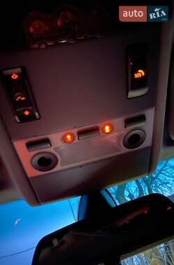 Седан BMW 7 Series 2003 в Черноморске