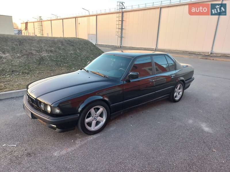 Седан BMW 7 Series 1991 в Борисполі