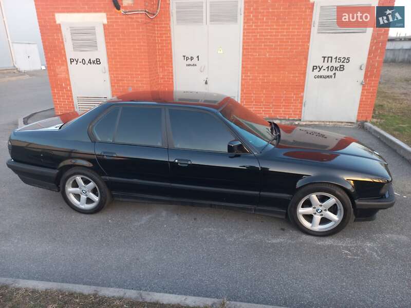 Седан BMW 7 Series 1991 в Борисполі