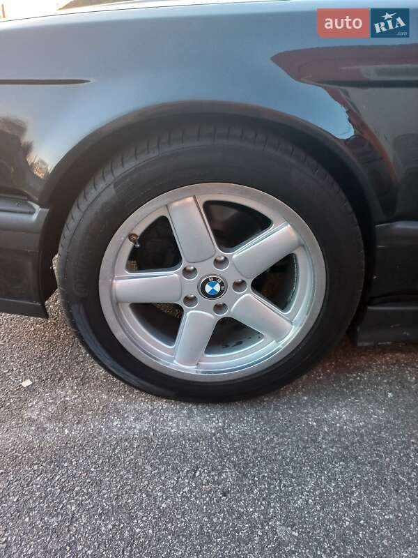 Седан BMW 7 Series 1991 в Борисполі