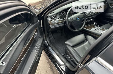 Седан BMW 7 Series 2011 в Умани