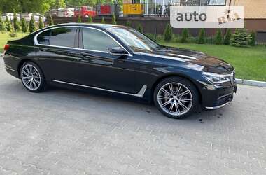 Седан BMW 7 Series 2017 в Хмельницком