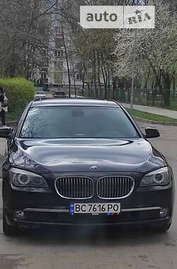 Седан BMW 7 Series 2011 в Львові