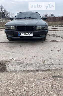 Седан BMW 7 Series 1995 в Житомирі