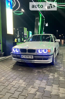 Седан BMW 7 Series 2000 в Локачах