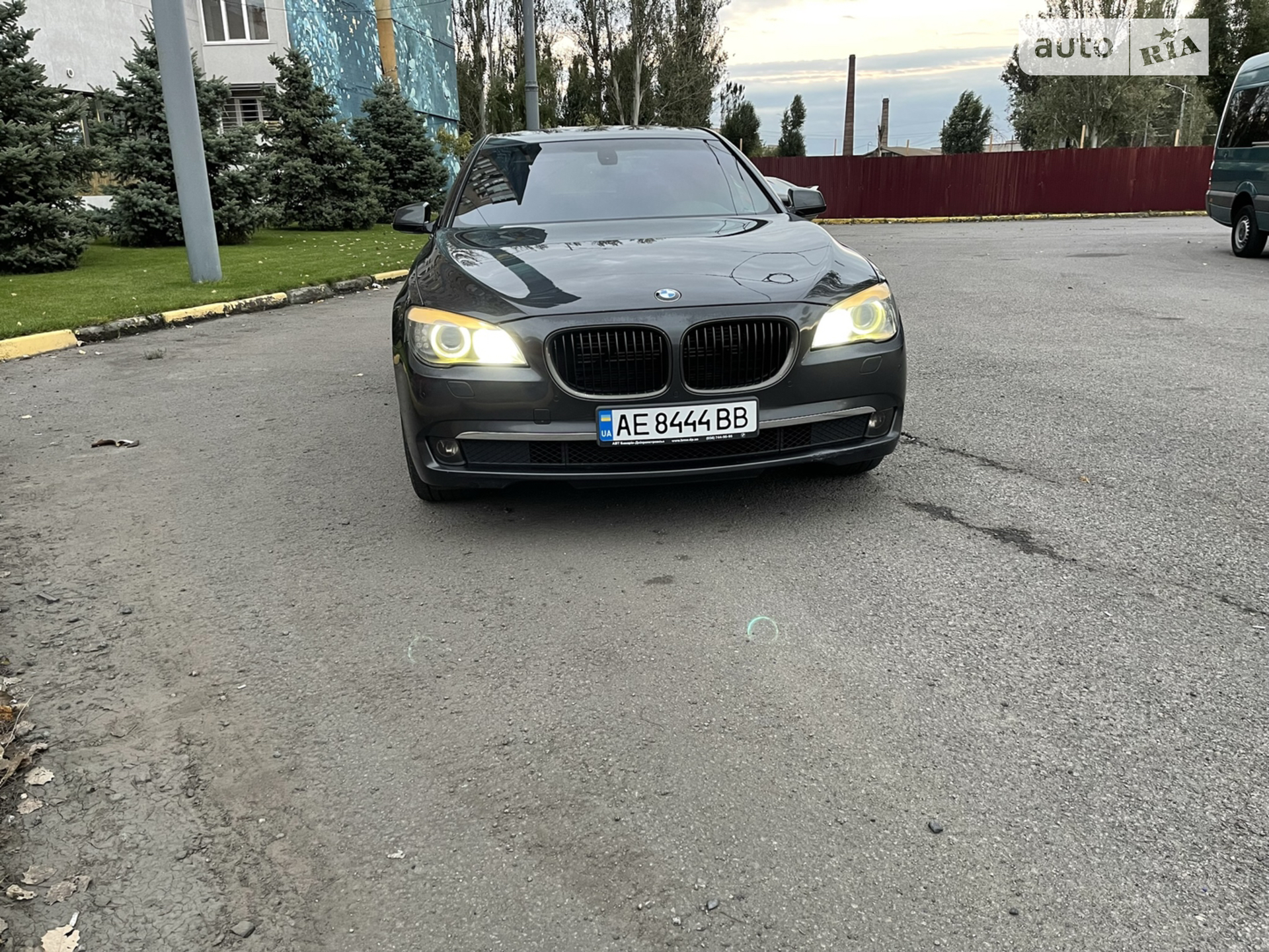2010 BMW 7er - мініатюра 8