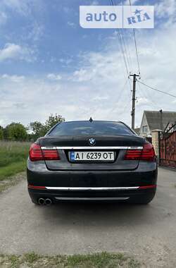 Седан BMW 7 Series 2012 в Богуславі