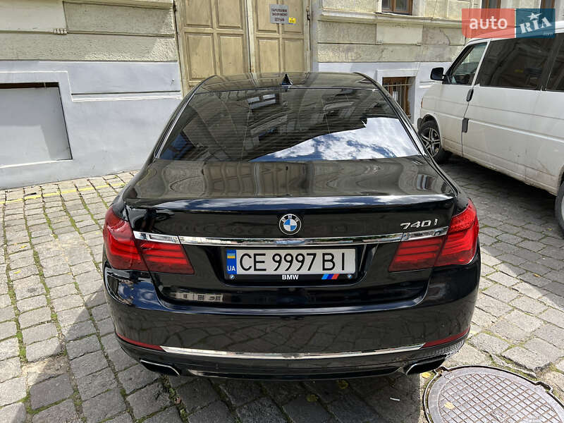 Седан BMW 7 Series 2015 в Чернівцях