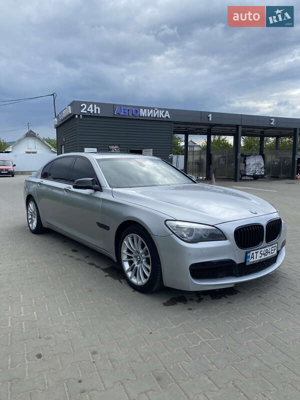 Седан BMW 7 Series 2014 в Косове