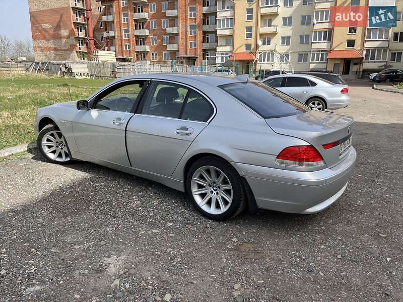 Седан BMW 7 Series 2004 в Києві