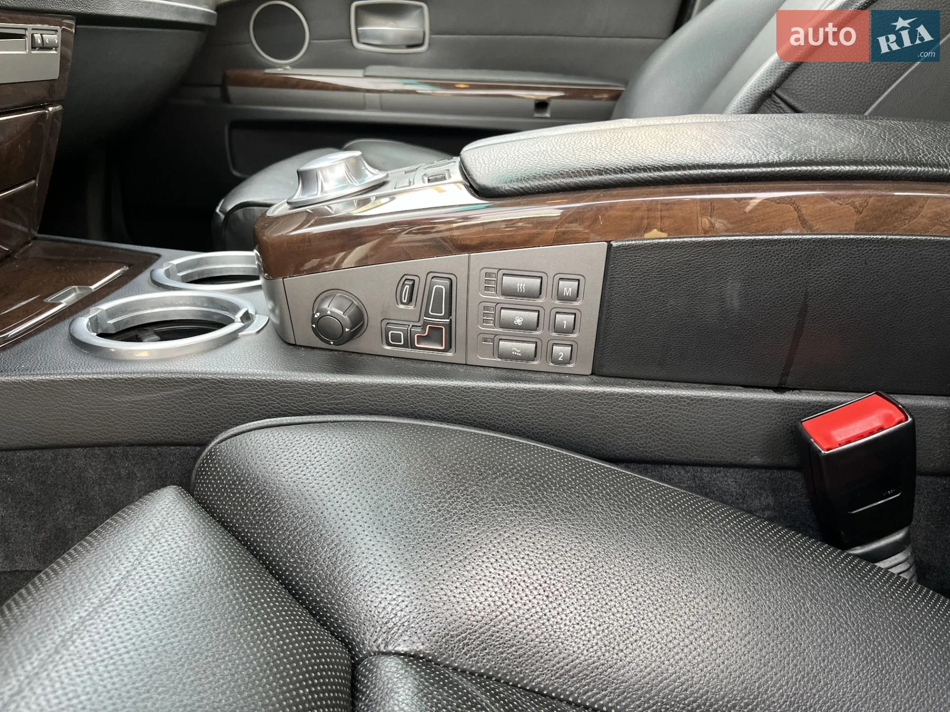 BMW 7 Series 2004 VIN WBAGL61010DM64542 фото оголошення 15 з 19