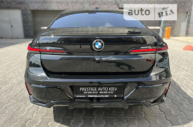 Седан BMW 7 Series 2023 в Киеве