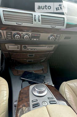 Седан BMW 7 Series 2007 в Вараші