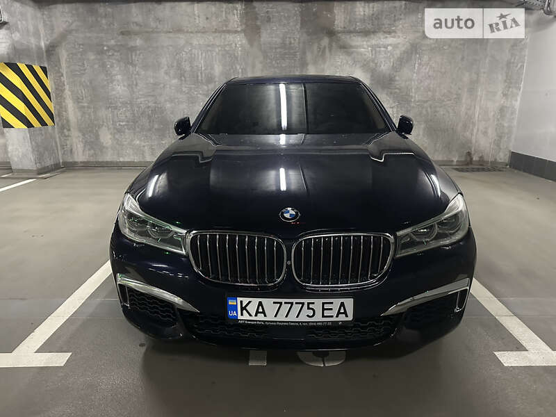 Седан BMW 7 Series 2016 в Киеве