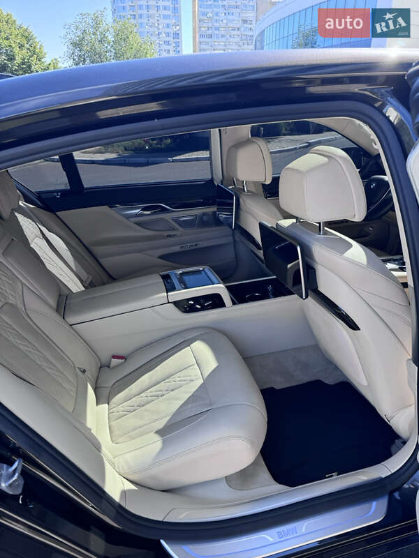 Седан BMW 7 Series 2015 в Одессе фото 9 Седан BMW 7 Series 2015 в Одессе