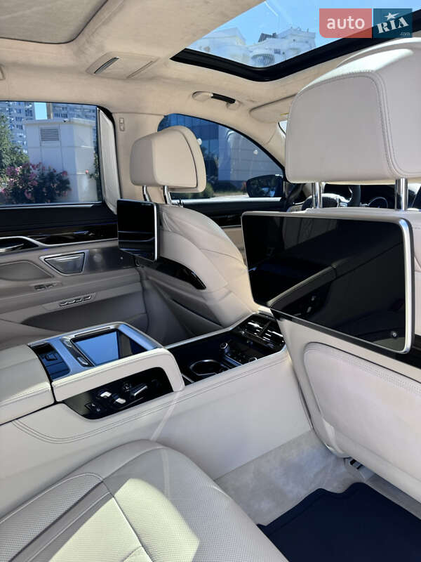 Седан BMW 7 Series 2015 в Одессе фото 11 Седан BMW 7 Series 2015 в Одессе