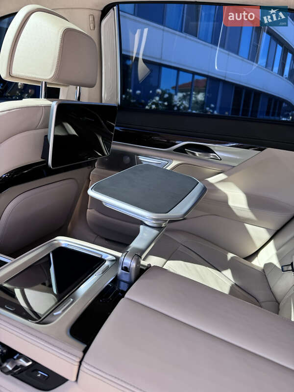 Седан BMW 7 Series 2015 в Одессе фото 15 Седан BMW 7 Series 2015 в Одессе