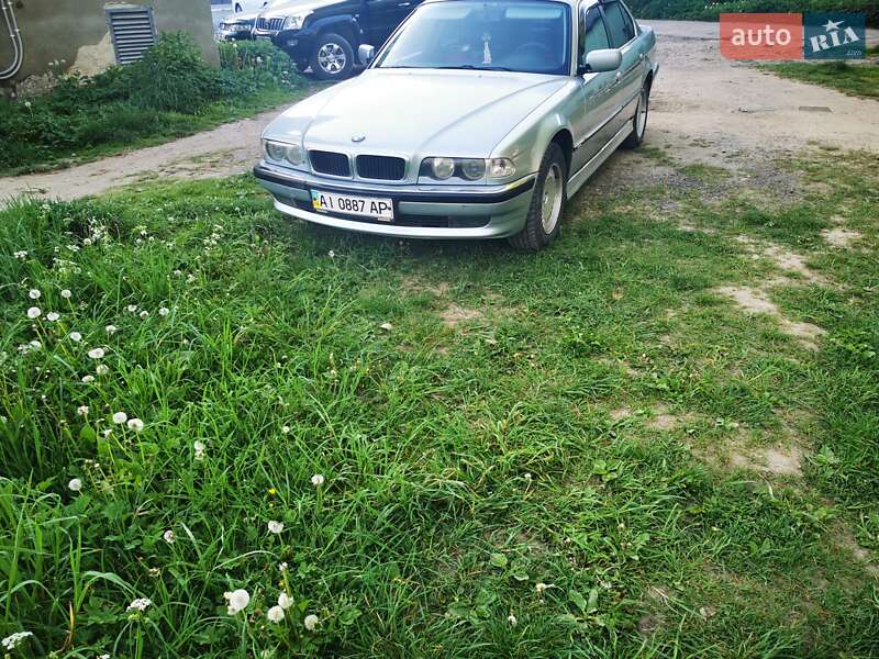 Седан BMW 7 Series 1997 в Бориславі