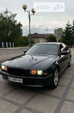 Седан BMW 7 Series 1995 в Горохове