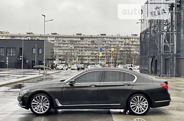 Седан BMW 7 Series 2017 в Киеве