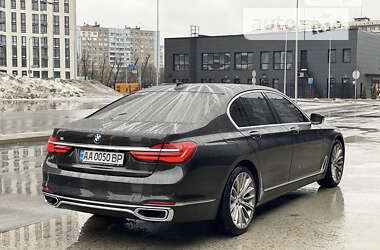 Седан BMW 7 Series 2017 в Киеве