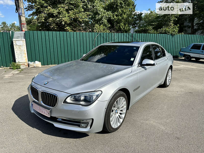 Седан BMW 7 Series 2015 в Києві