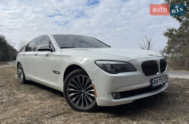 Седан BMW 7 Series 2011 в 