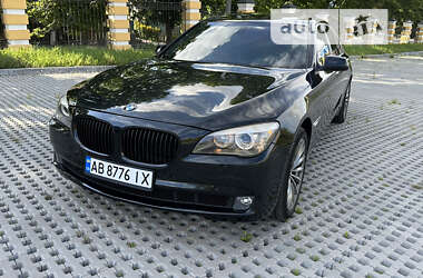 Седан BMW 7 Series 2011 в Тульчине