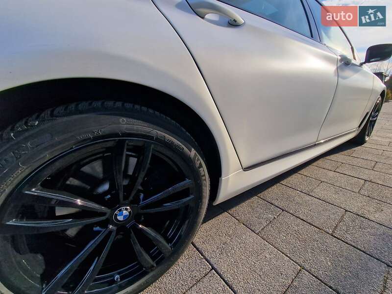 Седан BMW 7 Series 2017 в Киеве фото 15 Седан BMW 7 Series 2017 в Киеве