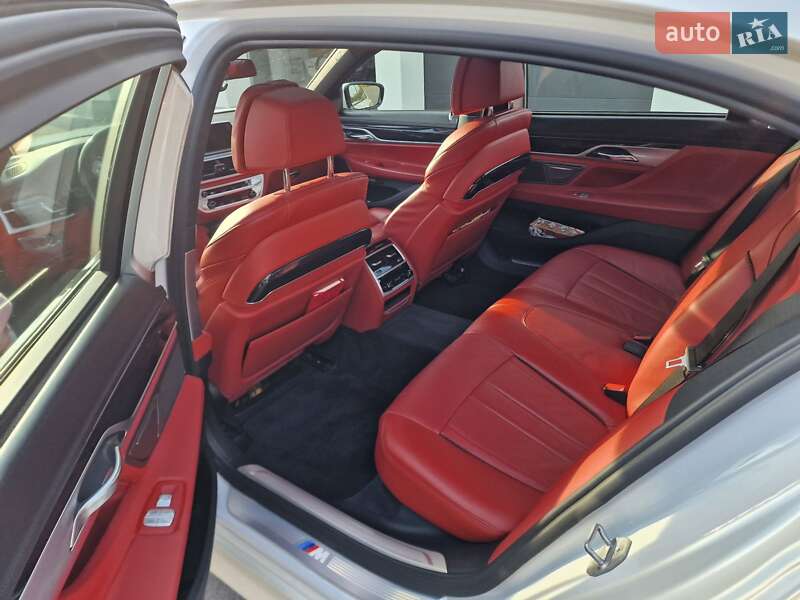 Седан BMW 7 Series 2017 в Киеве фото 30 Седан BMW 7 Series 2017 в Киеве