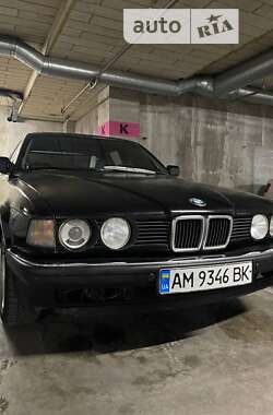 Седан BMW 7 Series 1993 в Львові